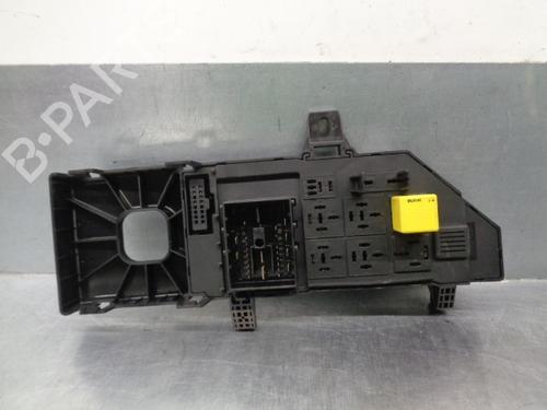 Used Fuse box OPEL VECTRA C GTS (Z02) [2002-2009]  18115440