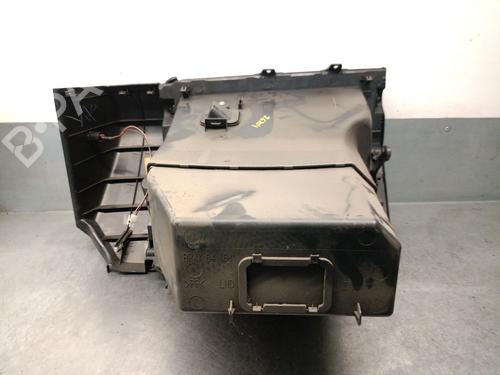 Glove box MAZDA 3 (BK) 2.0 MZR-CD (BK14) | BP39538228C95 - Image 2