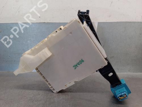 Sikringsdåse TOYOTA AURIS (_E18_) 1.3 Dual-VVTi (NRE180_, NRE180R) (99 hp) 31775343