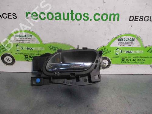 Used Front left interior door handle PEUGEOT 407 (6D_) 2.2 (6D3FZE, 6D3FZH) (158 hp) 3217691