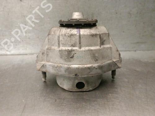 Used Engine mount Engine mount 36775940 36775940