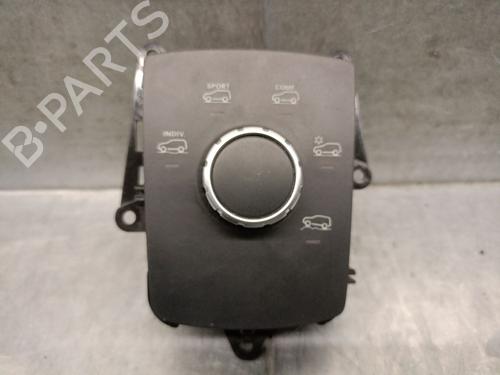 Used Switch Switch MERCEDES-BENZ GLE (W166) 350 d 4-matic (166.024) (258 hp) 39598790 39598790