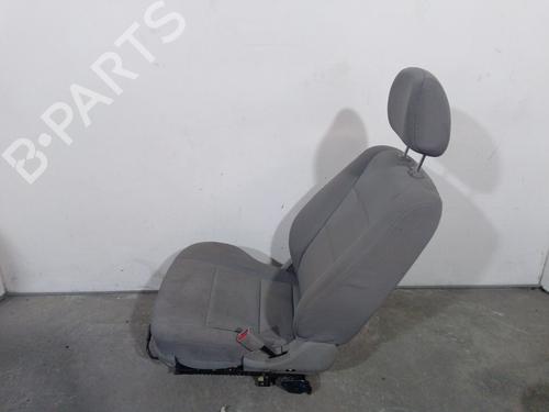 Right front seat KIA SORENTO I (JC) 2.5 CRDi 4WD | BP22216214C16 