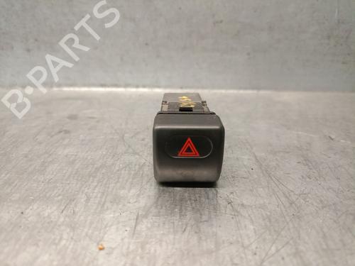 Pulsante luci di emergenza FIAT ULYSSE (220_) 1.9 TD (92 hp) 32412108