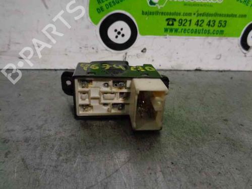 Right front window switch KIA CARNIVAL II (GQ) 2.9 CRDi | BP4658679I26 