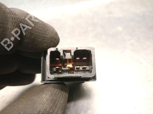 Right rear window switch HYUNDAI ix35 (LM, EL, ELH) 1.7 CRDi | BP37405637I28 - Image 2