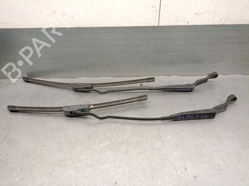 Used Front windshield wiper arm VOLVO V40 Estate (645) 2.0 T (163 hp) 29309066