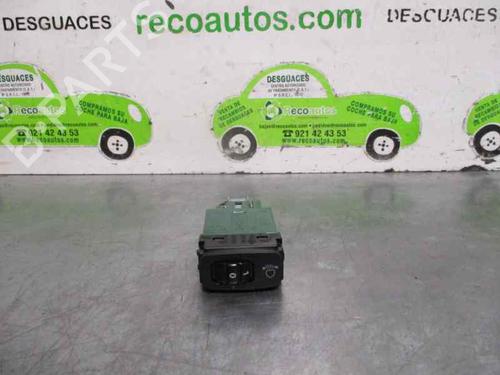 Used Headlight switch CITROËN C4 AIRCROSS 1.6 HDi 115 AWC (114 hp) 20250682