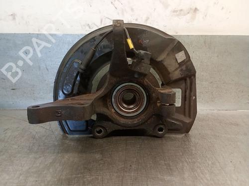 Used Right front steering knuckle HYUNDAI SANTA FÉ I (SM) 2.0 CRDi (113 hp) 27405877