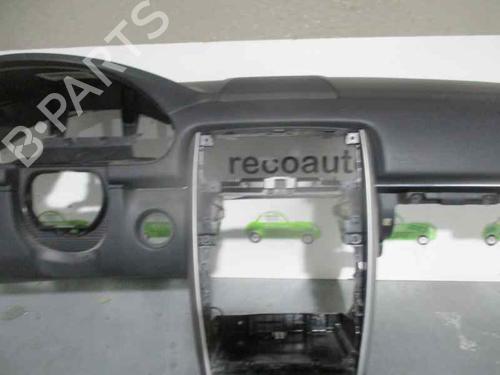 Dashboard MERCEDES-BENZ B-CLASS Sports Tourer (W245) B 180 CDI (245.207) | BP2683987C46 