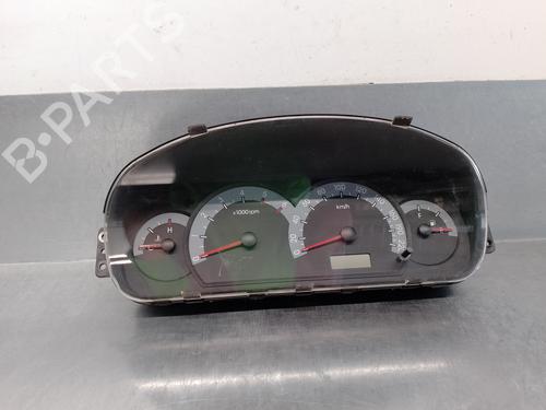Used Instrument cluster HYUNDAI ELANTRA III (XD) 2.0 CRDi (113 hp) 14909843