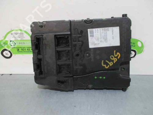 Used Fuse box RENAULT MEGANE II (BM0/1_, CM0/1_) 1.9 dCi (BM0G, CM0G) (120 hp) 2050499