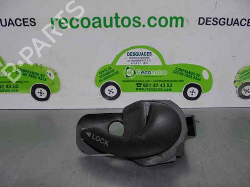 Poignée intérieure avant droite FIAT DOBLO Box Body/MPV (223_) 1.3 D Multijet (75 hp) 3215846