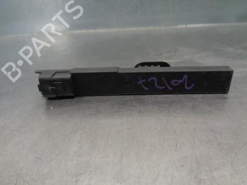Antenne/Base PEUGEOT 2008 II (UD_, US_, UY_, UJ_, UR_, UC_) [2019-2025]  17664112