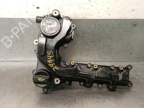 Used Valve cover Valve cover CITROËN C3 III (SX) 1.2 THP 110 (SXHNPS, SXHNZT, SXHNZ6) (110 hp) 33704514 33704514