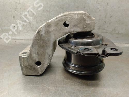 Used Engine mount VOLVO V40 Estate (645) 1.9 DI (115 hp) 31132689