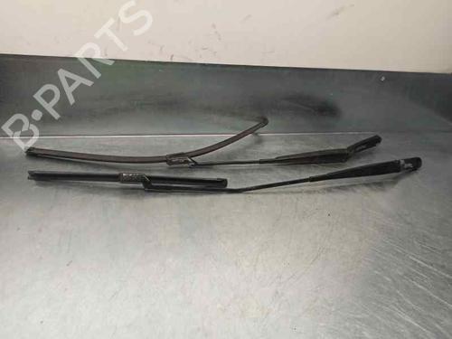 Used Front windshield wiper arm SEAT LEON ST (5F8) [2012-2020]  5886963