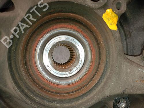 Left rear steering knuckle MERCEDES-BENZ C-CLASS (W203) C 200 Kompressor (203.042) | BP27724777M27 