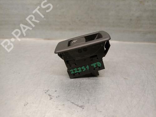 Switch BMW 2 Active Tourer (F45) 218 d | BP25240645I30 