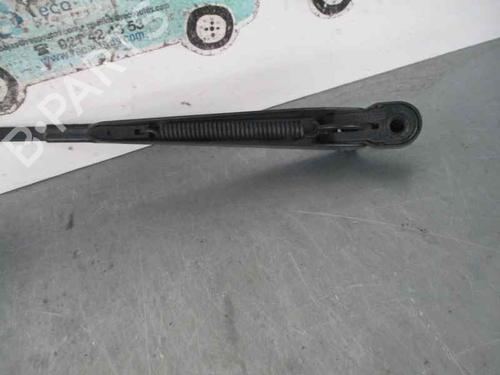 Rear windshield wiper arm MITSUBISHI CARISMA (DA_) 1.9 TD (DA4A) | BP4245364C144 