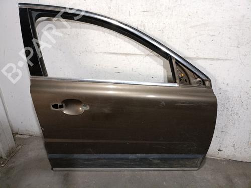 Used Right front door VOLVO XC70 II (136) D4 AWD (181 hp) 27436413