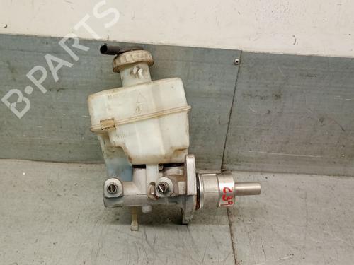 Used Brake master cylinder Brake master cylinder LAND ROVER RANGE ROVER III (L322) 3.6 D 4x4 (272 hp) 32657461 32657461
