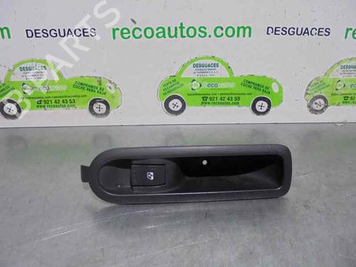 Used Right rear window switch RENAULT SCÉNIC II (JM0/1_) 1.5 dCi (JM1E, JM16) (106 hp) 2099877
