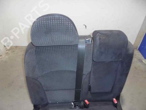 Rear seat MITSUBISHI GRANDIS (NA_W) 2.0 DI-D (NA8W) | BP8183163C17 