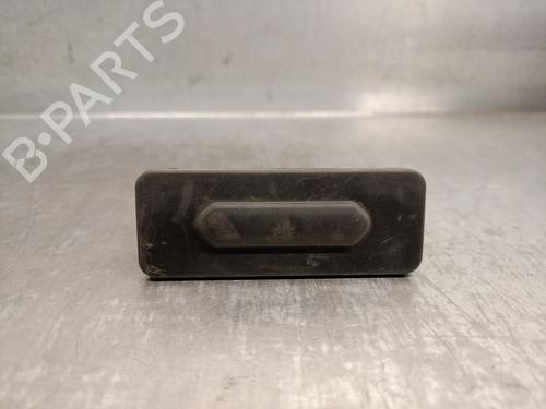 Used Tailgate handle RENAULT MEGANE IV Hatchback (B9A/M/N_) 1.3 TCe 140 (B9NB) (140 hp) 21579176