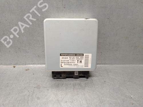Used Electronic module Electronic module TOYOTA YARIS (_P13_) 1.0 (KSP130) (72 hp) 33856651 33856651