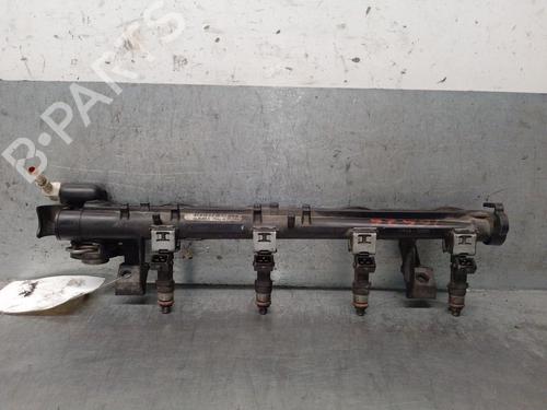 Used Injection rail Injection rail 39526242 39526242