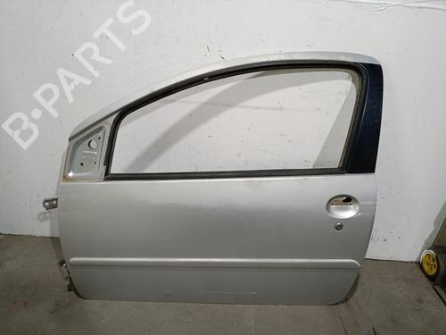 Used Left front door Left front door PEUGEOT 107 (PM_, PN_) 1.0 (68 hp) 33856556 33856556