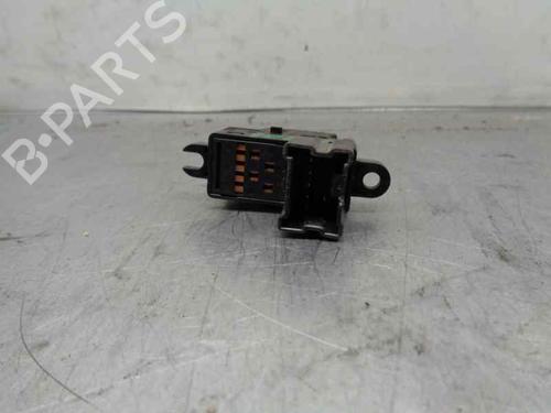 Right front window switch NISSAN NOTE (E11, NE11) 1.4 | BP6990095I26 