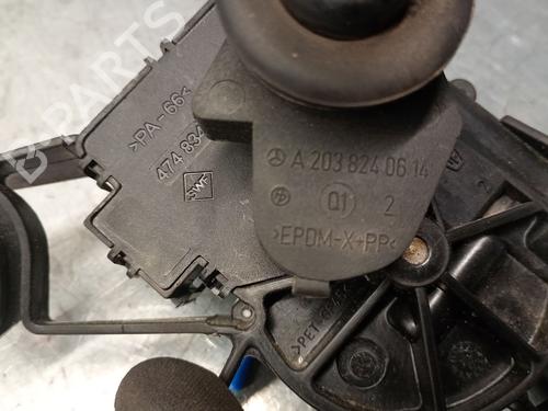 Rear wiper motor MERCEDES-BENZ C-CLASS (W203) C 180 Kompressor (203.046) | BP26170276M102 
