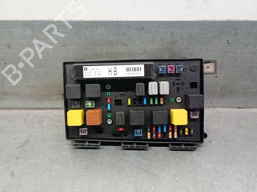 Used Fuse box OPEL ZAFIRA / ZAFIRA FAMILY B (A05) 1.9 CDTI (M75) (150 hp) 25433296