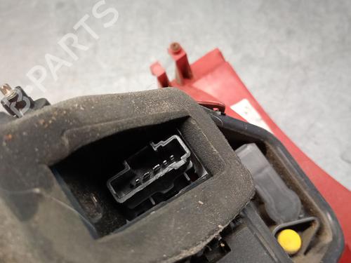 Right taillight PEUGEOT 407 SW (6E_, 6D_) 2.0 HDi 135 | BP27512868C35 