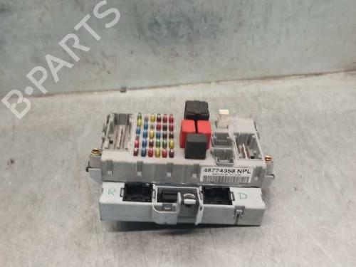 Used Fuse box FIAT PUNTO (188_) 1.2 16V 80 (188.233, .235, .253, .255, .333, .353, .639,... (80 hp) 7045014