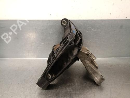 Used Engine mount PEUGEOT 3008 II SUV (MC_, MR_, MJ_, M4_) 1.2 THP/ PureTech 130 (MRHNSM, MRHNSU, MRHNSJ, MRHNYW,... (131 hp) 23962877