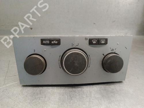 Used Climate control OPEL ASTRA H GTC (A04) 1.9 CDTi (L08) (150 hp) 31599332