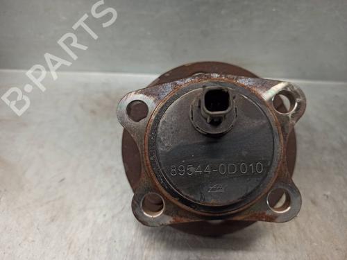Used Right rear steering knuckle TOYOTA YARIS (_P13_) 1.3 (NSP130_, NSP130) (99 hp) 16143075