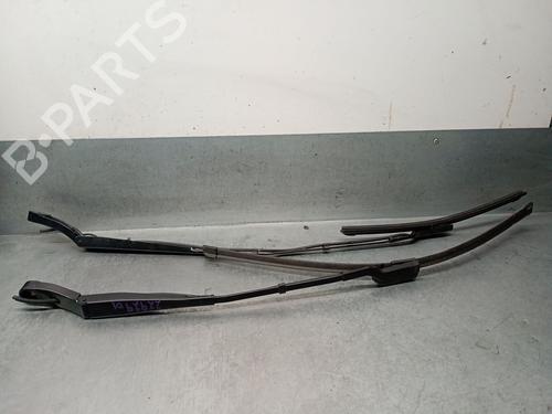 Used Front windshield wiper arm PEUGEOT 3008 II SUV (MC_, MR_, MJ_, M4_) 1.6 BlueHDi 120 (120 hp) 28378662