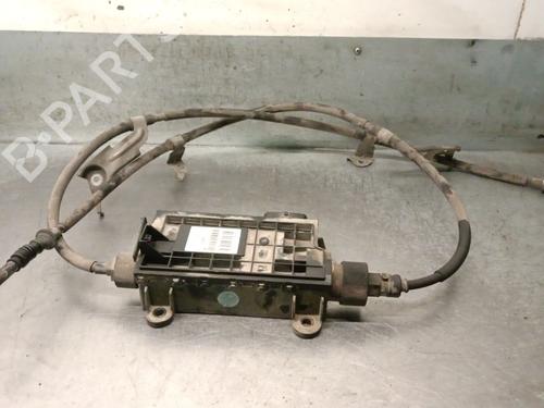 Used Electric handbrake TOYOTA AVENSIS Estate (_T27_) 2.0 D-4D (ADT270_, ADT270R) (126 hp) 31590546