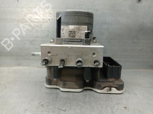 Used ABS pump PEUGEOT 208 II (UB_, UP_, UW_, UJ_) e-208 (136 hp) 23079501