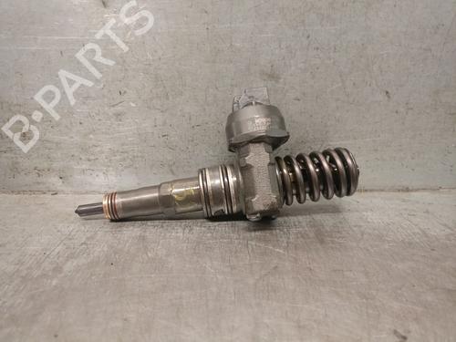 Used Injector VW GOLF V (1K1) 1.9 TDI (105 hp) 27535235
