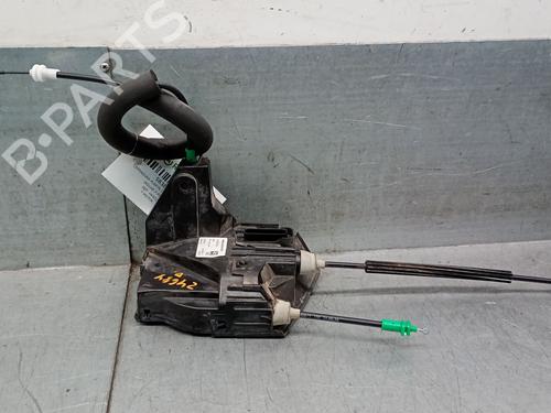 Vergrendeling links voor JAGUAR F-PACE (X761) 2.0 TD4 (180 hp) 32325995