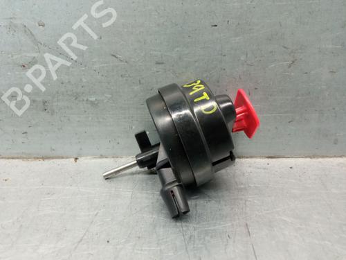 Used Fuel door actuator MERCEDES-BENZ E-CLASS (W210) E 290 Turbo-D (210.017) (129 hp) 27243863