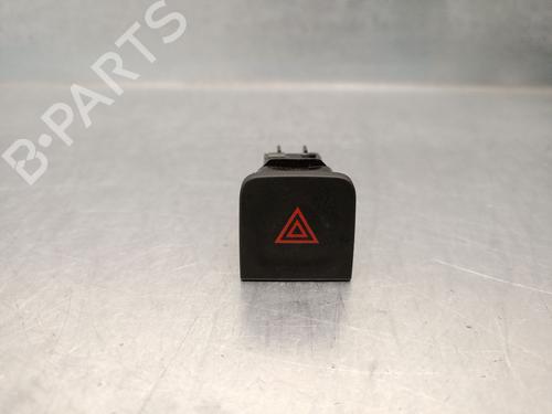 Used Warning switch RENAULT KADJAR (HA_, HL_) 1.3 TCe 140 (HLNB, HLN1) (140 hp) 25454357