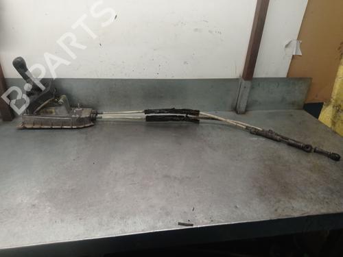 Used Gear lever Gear lever VW POLO IV (9N_, 9A_) 1.9 TDI (101 hp) 28514112 28514112