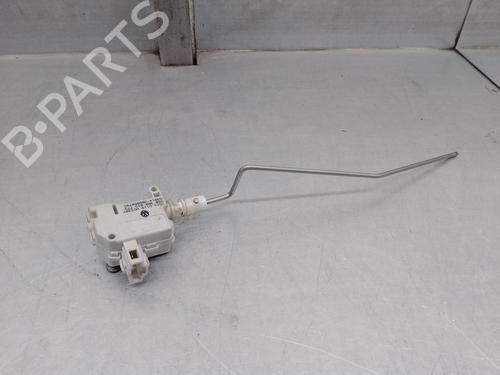 Sentrallåsmotor tankluke VW PASSAT B7 Variant (365) 2.0 TDI (140 hp) 15736923
