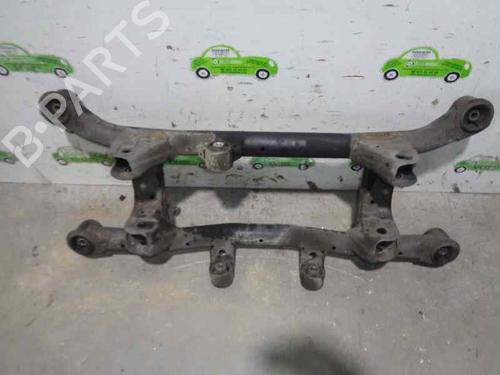 Used Rear axle KIA SPORTAGE II (JE_, KM_) 2.0 CRDi 4WD (113 hp) 5835767